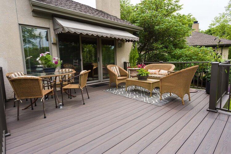 Tufboard Deck with furniture