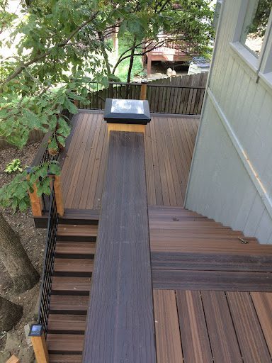 Capped Composite Decking with railing